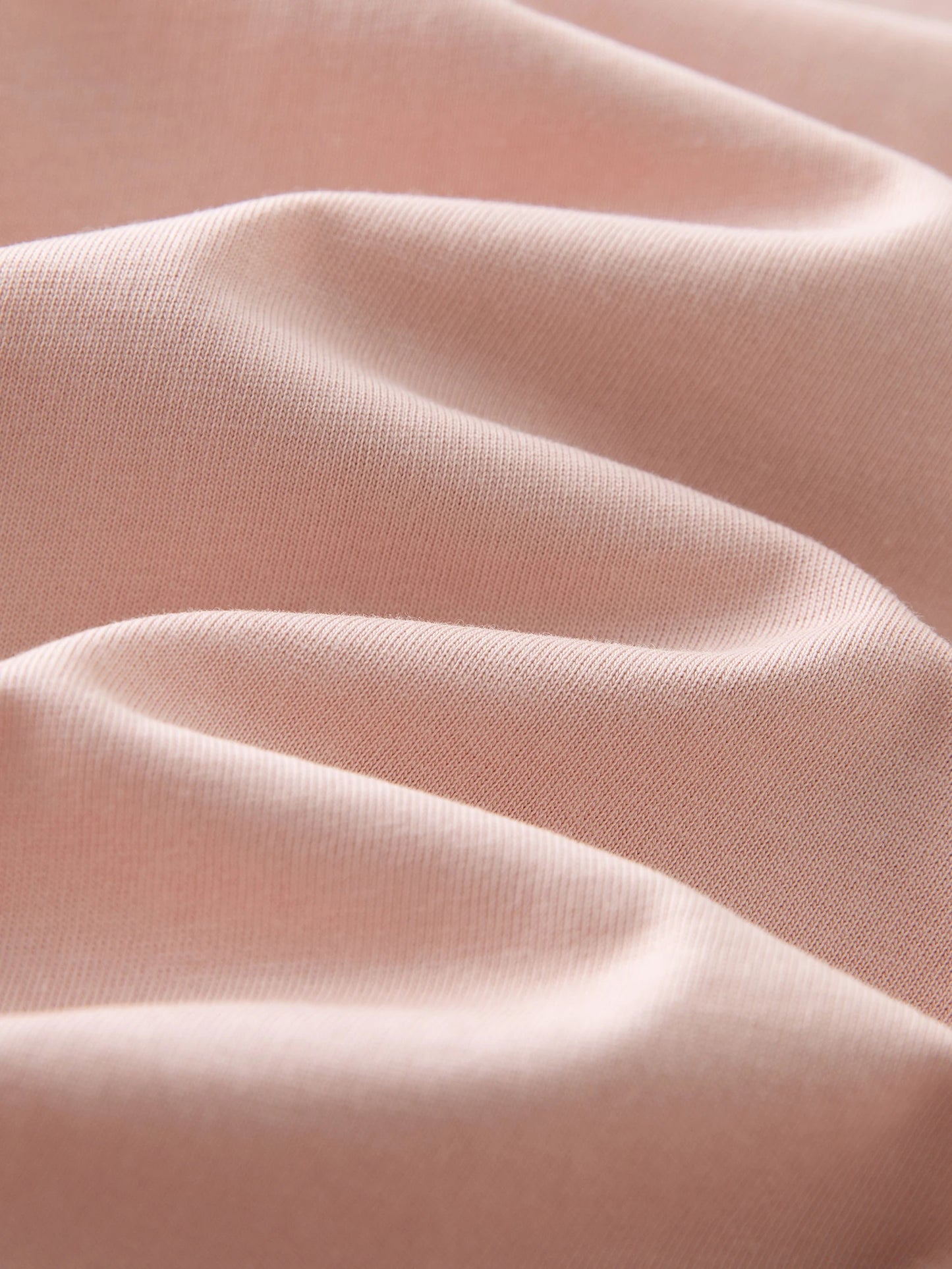 Vielseitiges Damen-T-Shirt mit V-Ausschnitt und langen Ärmeln – lässig und figurbetont für den Frühling