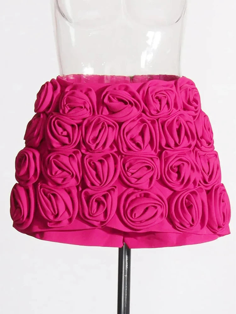 Ärmelloses Damenkleid mit quadratischem Ausschnitt und Applikationen – elegantes, rückenfreies Design mit hoher Taille