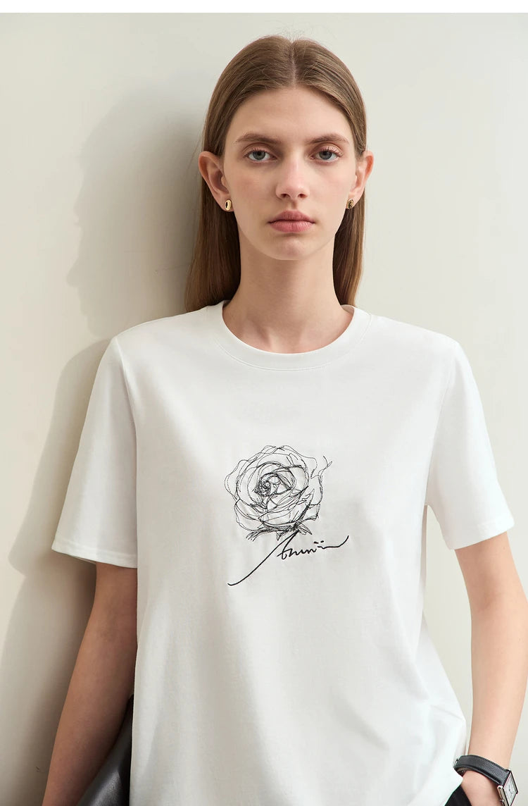 Damen Kurzarm-T-Shirt im minimalistischen Stil mit O-Ausschnitt und Stickerei