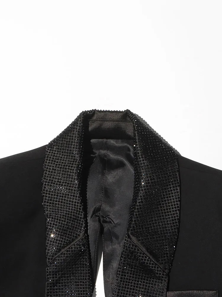 Eleganter Damen-Blazer mit Reverskragen und langen Ärmeln – Patchwork-Design und einreihiger Verschluss für einen lässigen Look.