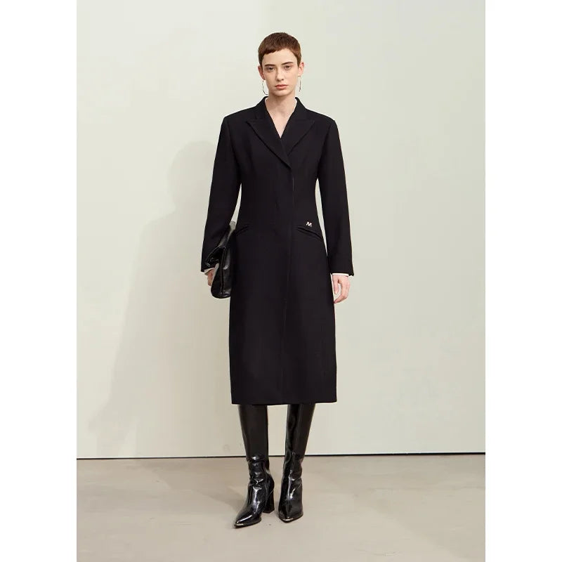 Damen Lange Mäntel aus Schafwolle mit Reverskragen und Metall-Dekorierung