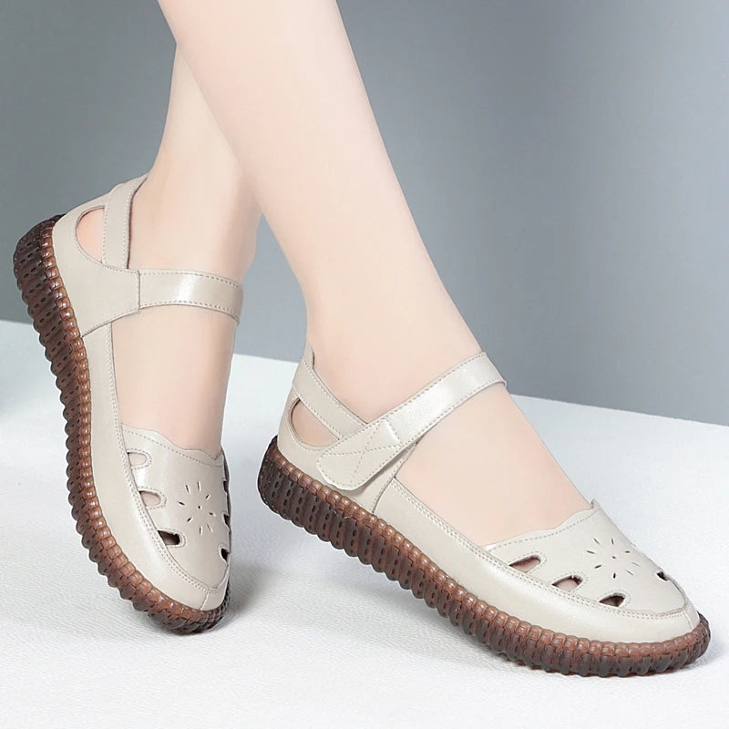 AIYUQI 2025 neue frauen sandalen Flache sohlen nicht-slip hohl frauen schuhe Sommer große-größe weibliche sandalen