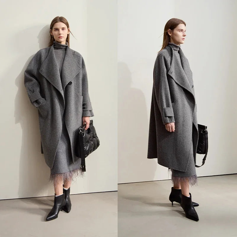 Damen Wollmantel aus 100 Prozent Wolle mit losem Raglanärmel Design