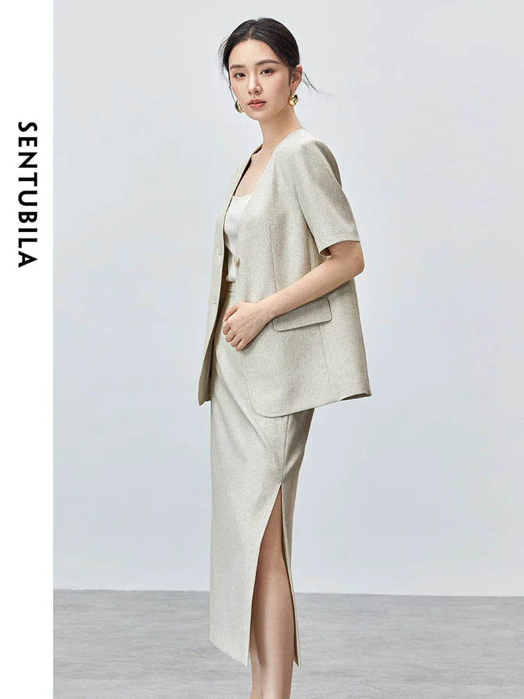 Graues Damen-Rockset für den Frühling