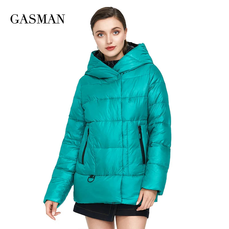Kurze Damen-Winterjacke mit hohem Kragen und Kapuze in Farbblock-Design – warm und hochwertig