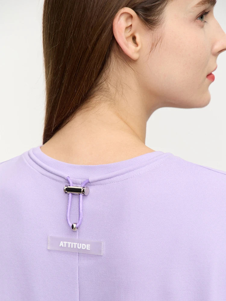 Damen T-Shirt im minimalistischen Stil mit lässigen kurzen Ärmeln