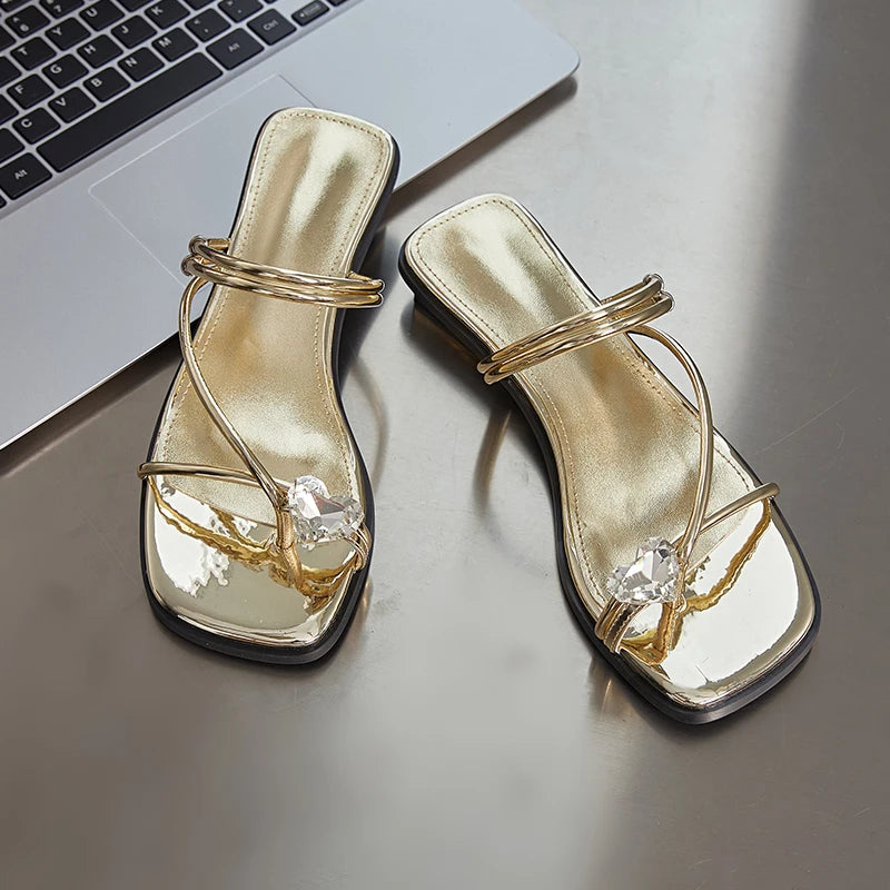 AIYUQI Damen-Hausschuhe, Sommer 2022, neue rutschfeste Dünnriemen-Sandalen für Damen, große Zehen-Clipping-Flip-Flops für Damen