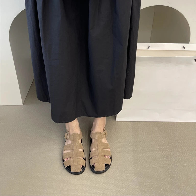 AIYUQI Damensandalen 2025, neue gewebte hohle römische Sandalen für Frauen, Sommer, große Schweinekäfig-weibliche Schuhe