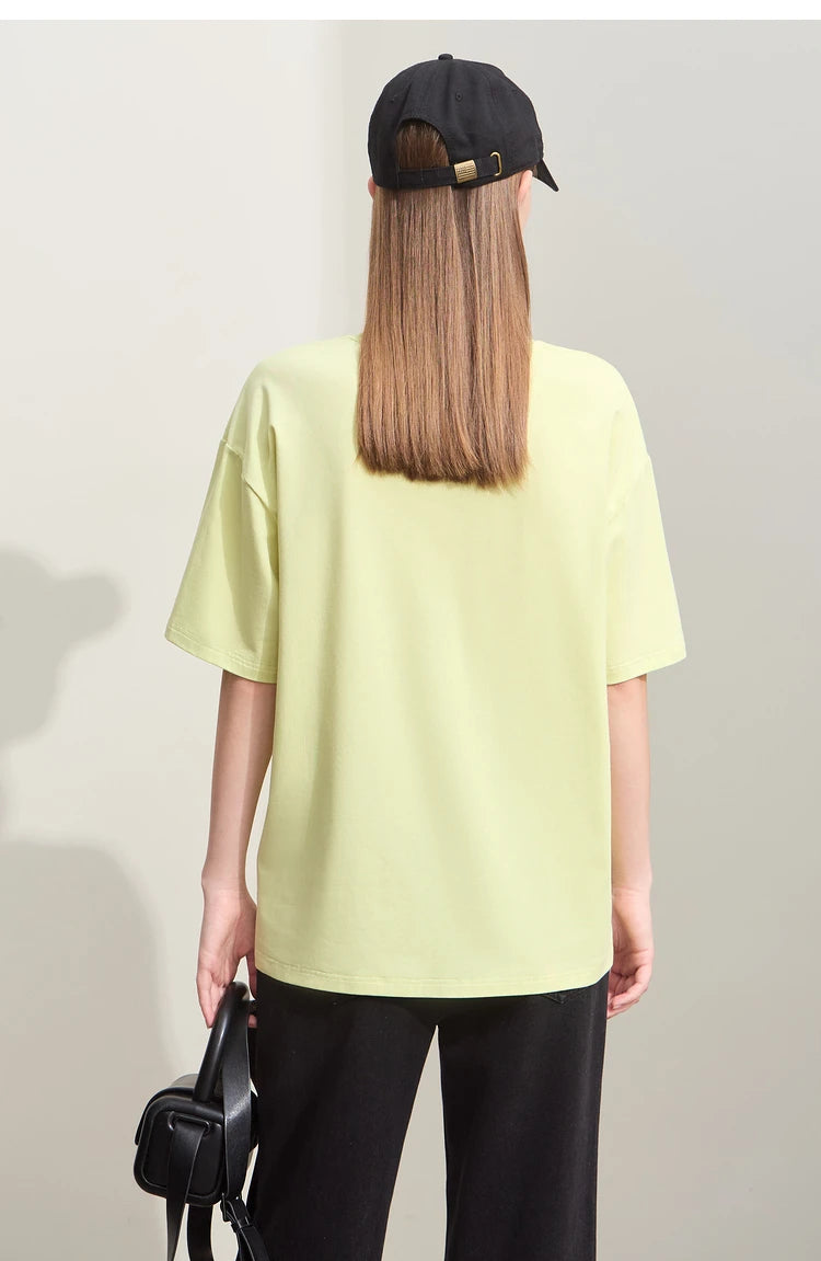 Damen T-Shirts im Minimalismus-Stil mit Stickerei und lässigen Ärmeln