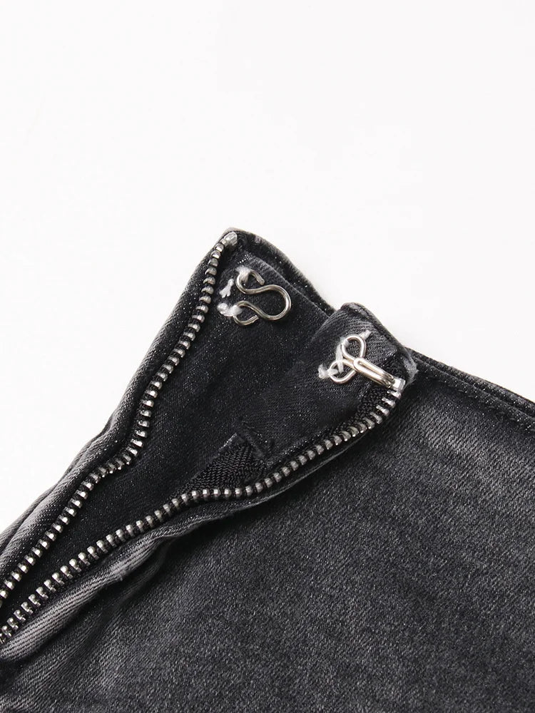 Zweiteiliges Damen-Set mit Rundhals und langen Ärmeln – figurbetontes Oberteil und Minirock mit Patchwork-Diamantmuster