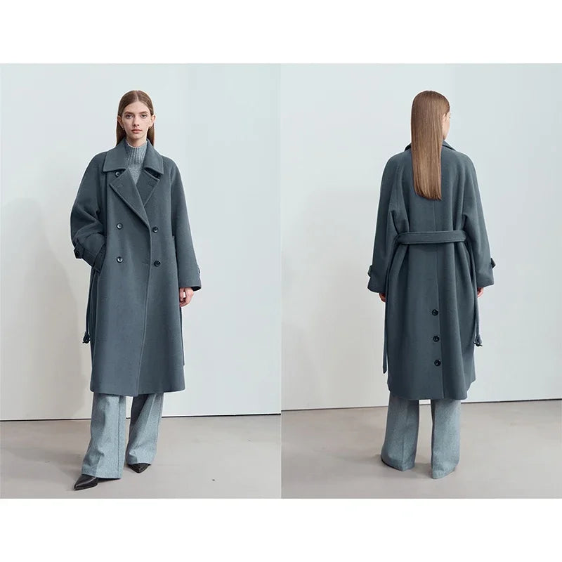 Damen langer Mantel im minimalistischen Retro-Stil mit Gürtel und Revers