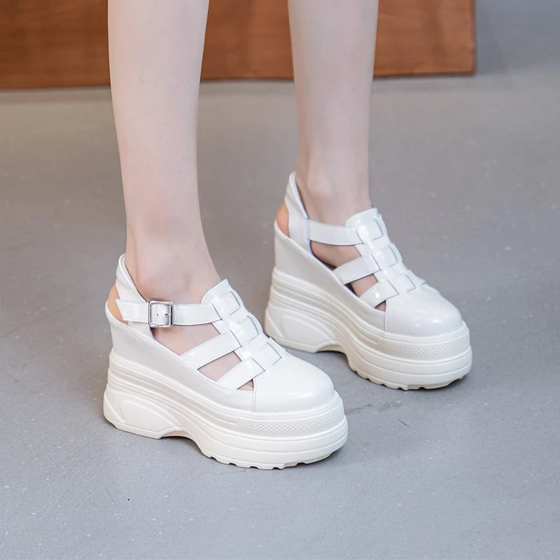 AIYUQI Plattform Römische Sandalen Frauen 2025, echtes Leder High Heel Sandalen Frauen interne erhöhte geschlossene Zehen Sandalen Frauen