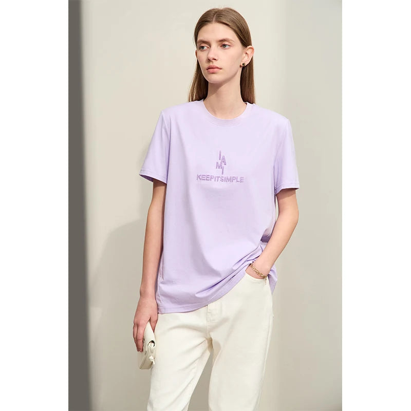 Damen T-Shirt im minimalistischen Stil mit modischer Stickerei und O-Ausschnitt