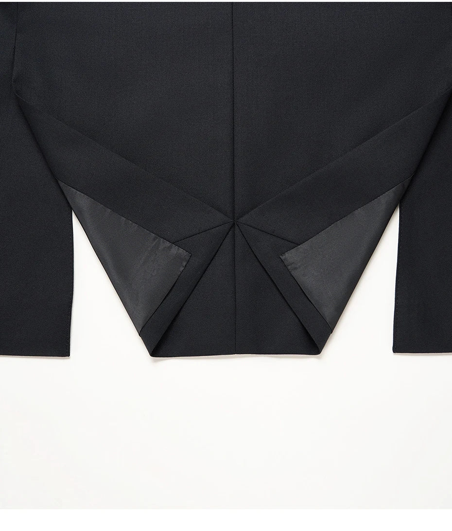 Doppelreihiger Herrenanzug im Korea-Stil – Slim Fit mit Streifenmuster in Blau, Grau, Schwarz oder Braun, ideal für Hochzeiten und formelle Anlässe.