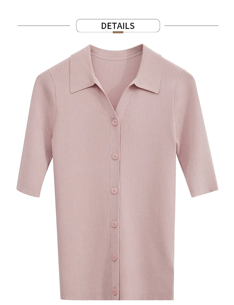 Damen T-Shirt im minimalistischen Stil aus leichter Baumwolle für den Sommer