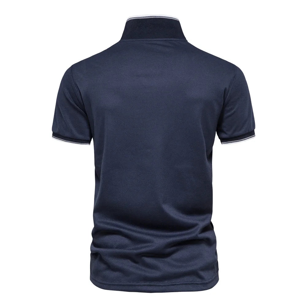 Herren Poloshirt mit V-Ausschnitt im einfarbigen, klassischen Stil