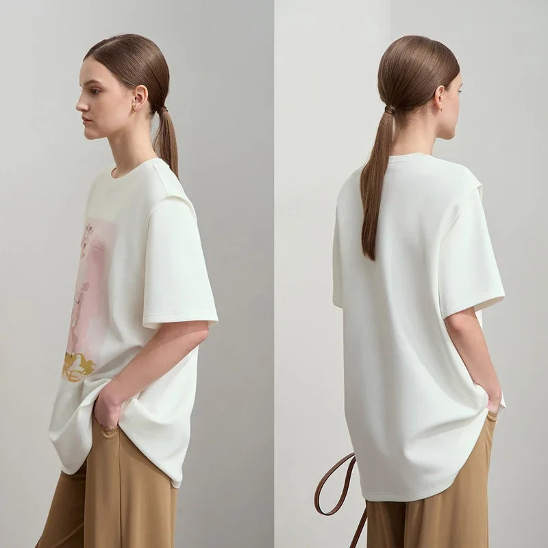 Damen T-Shirt im minimalistischen Stil mit lässigem O-Ausschnitt und Kunstdruck