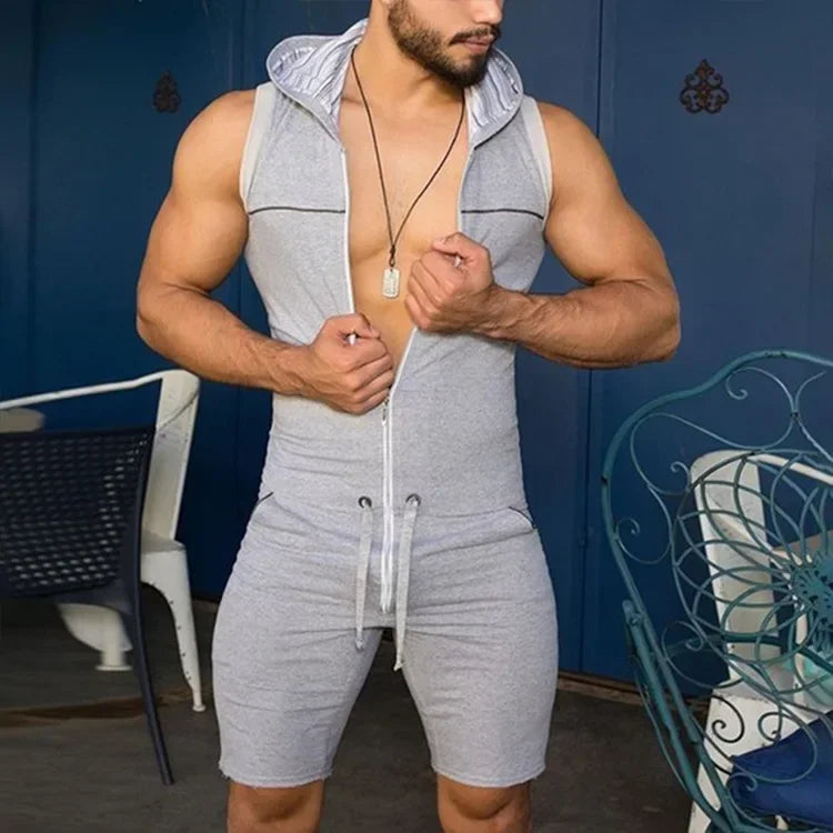 Weite Herren-Sommerhose mit Streifenmuster und Schlitz – lässig und vielseitig für den Alltag