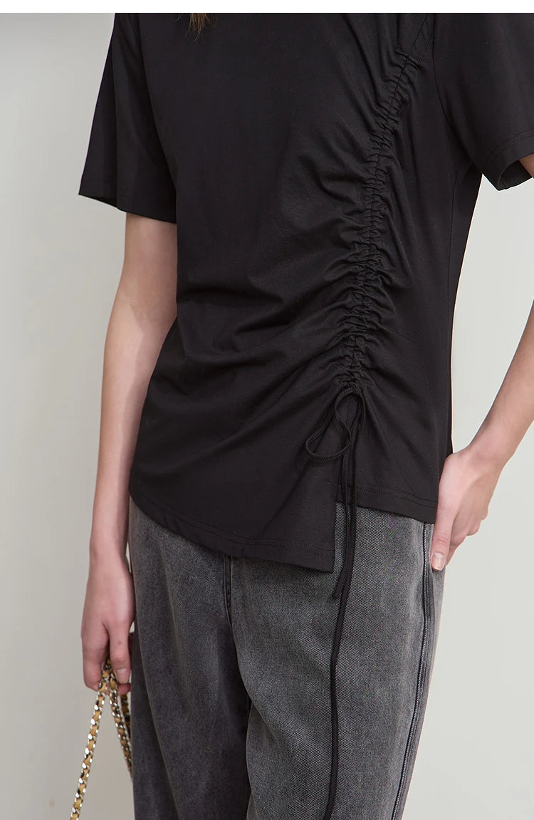 Damen Sommer T-Shirt mit Rundhals und Kordelzug in lässiger Form