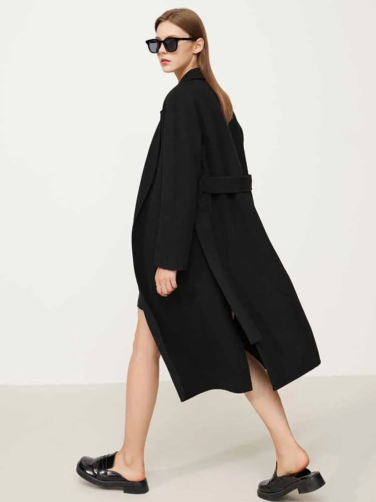 Damen Wollmantel aus 100 Prozent Wolle mit eleganter doppelter Seite und Taschen