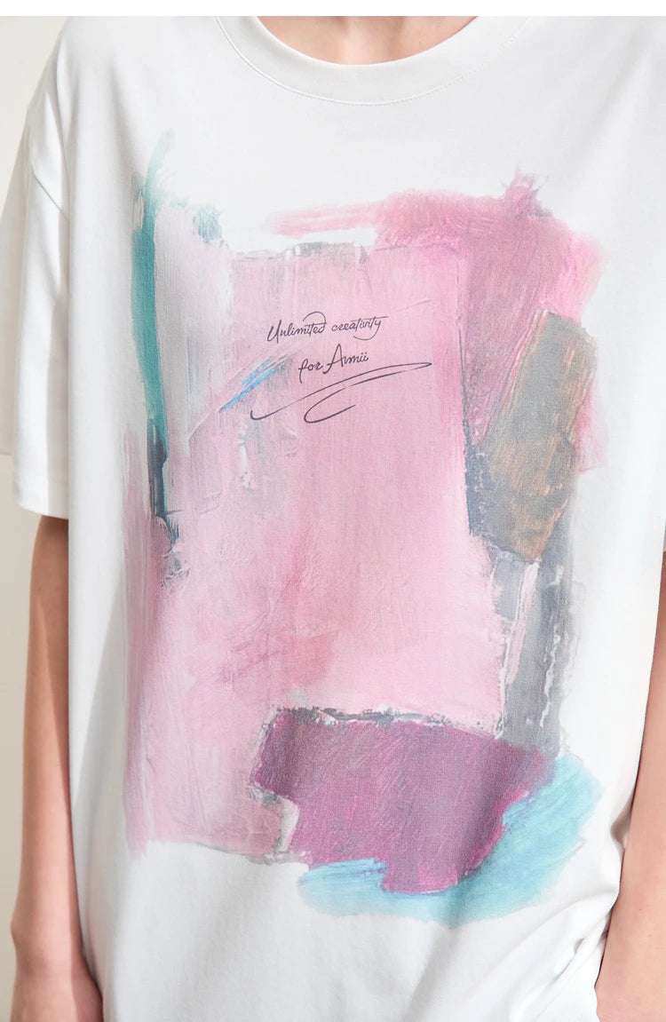 Damen T-Shirts im minimalistischen Stil mit abstraktem Druck für den Sommer