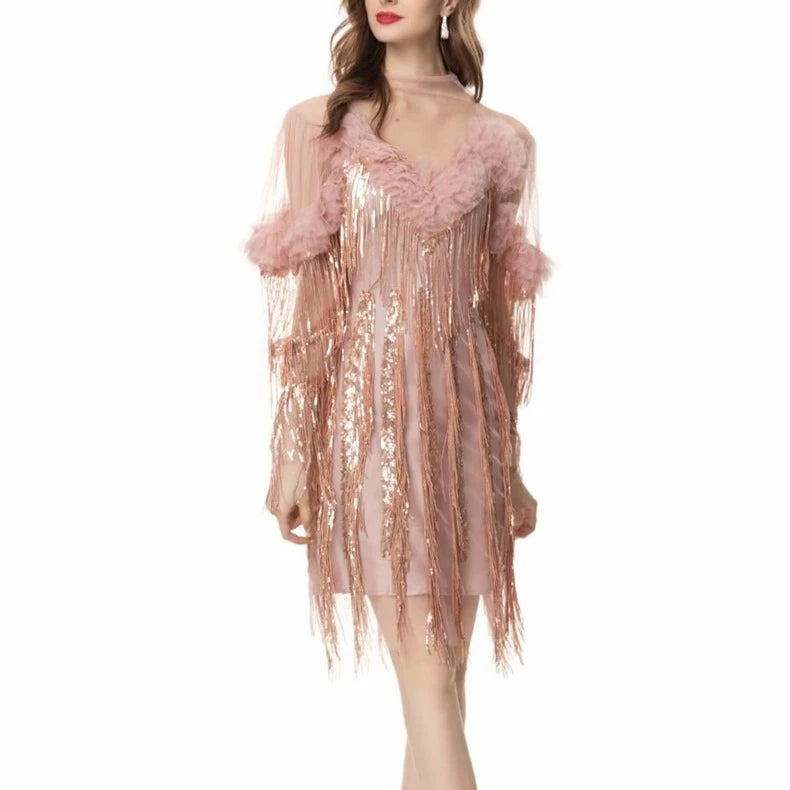 Ärmelloses A-Linien-Kleid mit Rückenausschnitt und Applikationen – femininer Look mit eckigem Ausschnitt und hohem Bund
