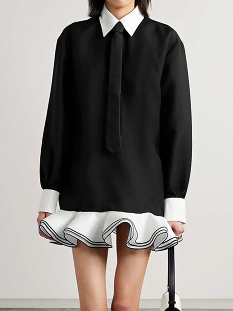 Eleganter Damen-Trenchcoat mit Stehkragen und langen Ärmeln im Patchwork-Design – minimalistischer Mantel mit Schnürung für modische Frauen