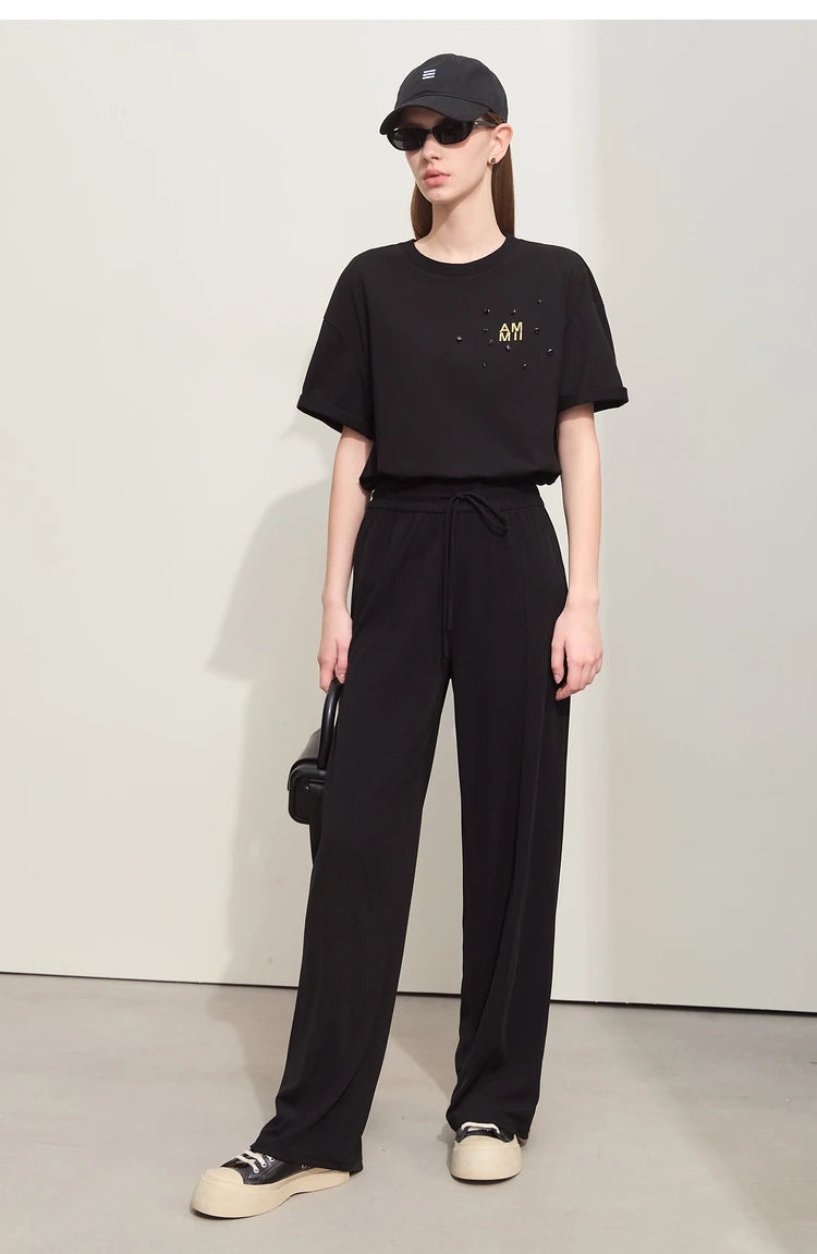 Damen T-Shirts im Minimalismus-Stil mit Stickerei und lässigen Ärmeln