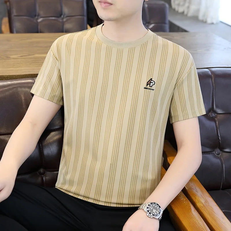 Herren Gestreiftes T-Shirt mit lässigem Rundhals und kurzen Ärmeln