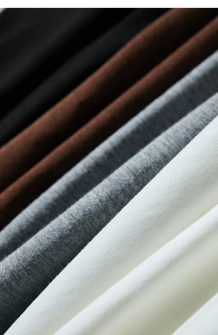 Damen T-Shirt im Minimalismus-Stil mit asymmetrischem Slash Neck und Raffen