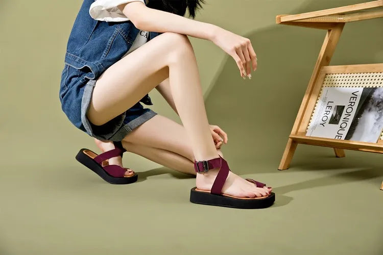 AIYUQI Sandalen für Damen, große Größe, Clip-Zehen, modisch, 2025, neue römische Damen-Sommersandalen, Wildleder, echtes Leder, Strandsandalen für Damen