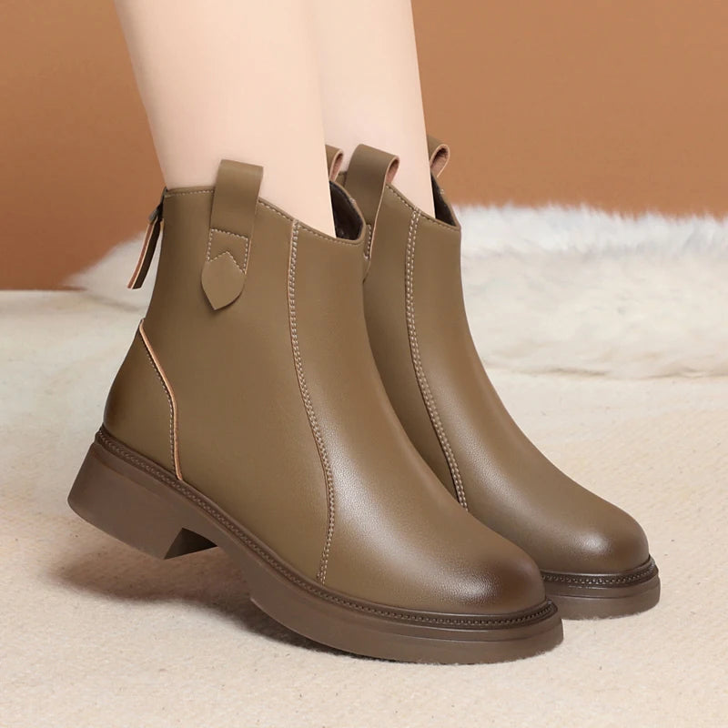 Damen Schnee Stiefel aus Faux Pelz mit rutschfester Sohle und Reißverschluss