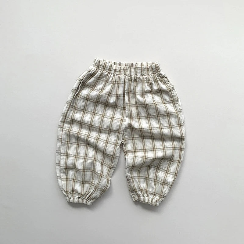 Kinder Hosen im dünnen Stil mit kariertem Design für den Sommer