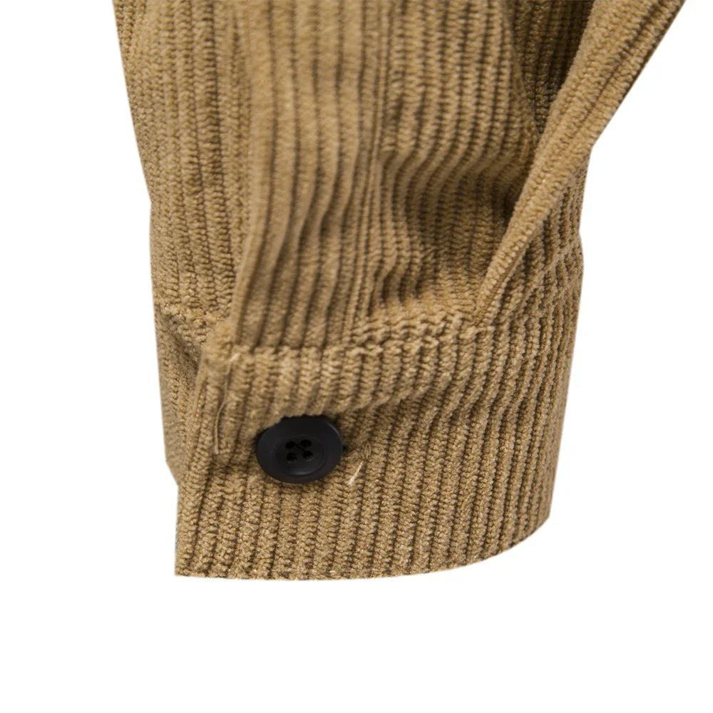 Herren Hemd aus feinem Cord mit Brusttasche für Business und Casual