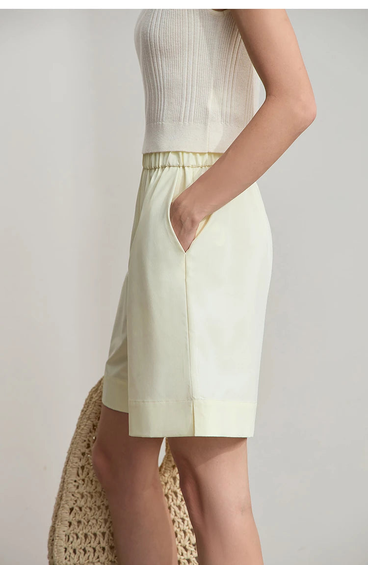 Damen Shorts im minimalistischen Stil mit elastischem Bund und weitem Bein