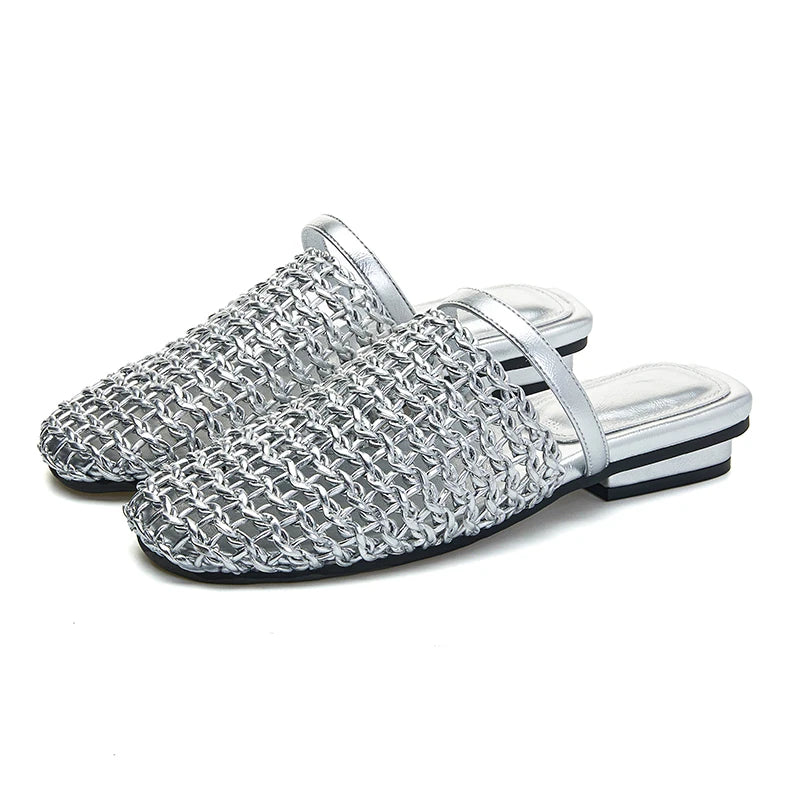 AIYUQI 2025, neue Stil, geschlossene Zehen-Damenhausschuhe, gewebte, rutschfeste römische Hausschuhe für Frauen, große Sommer-Strand-Damenschuhe