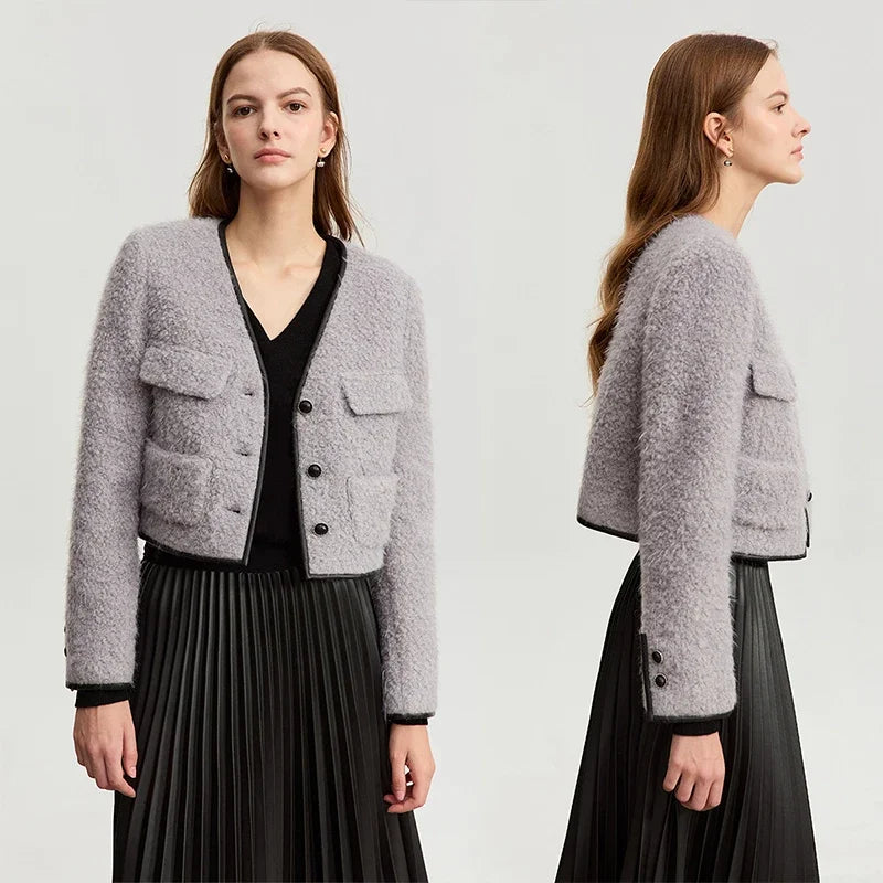 Damen Wollmantel im minimalistischen Design mit V-Ausschnitt und Taschen