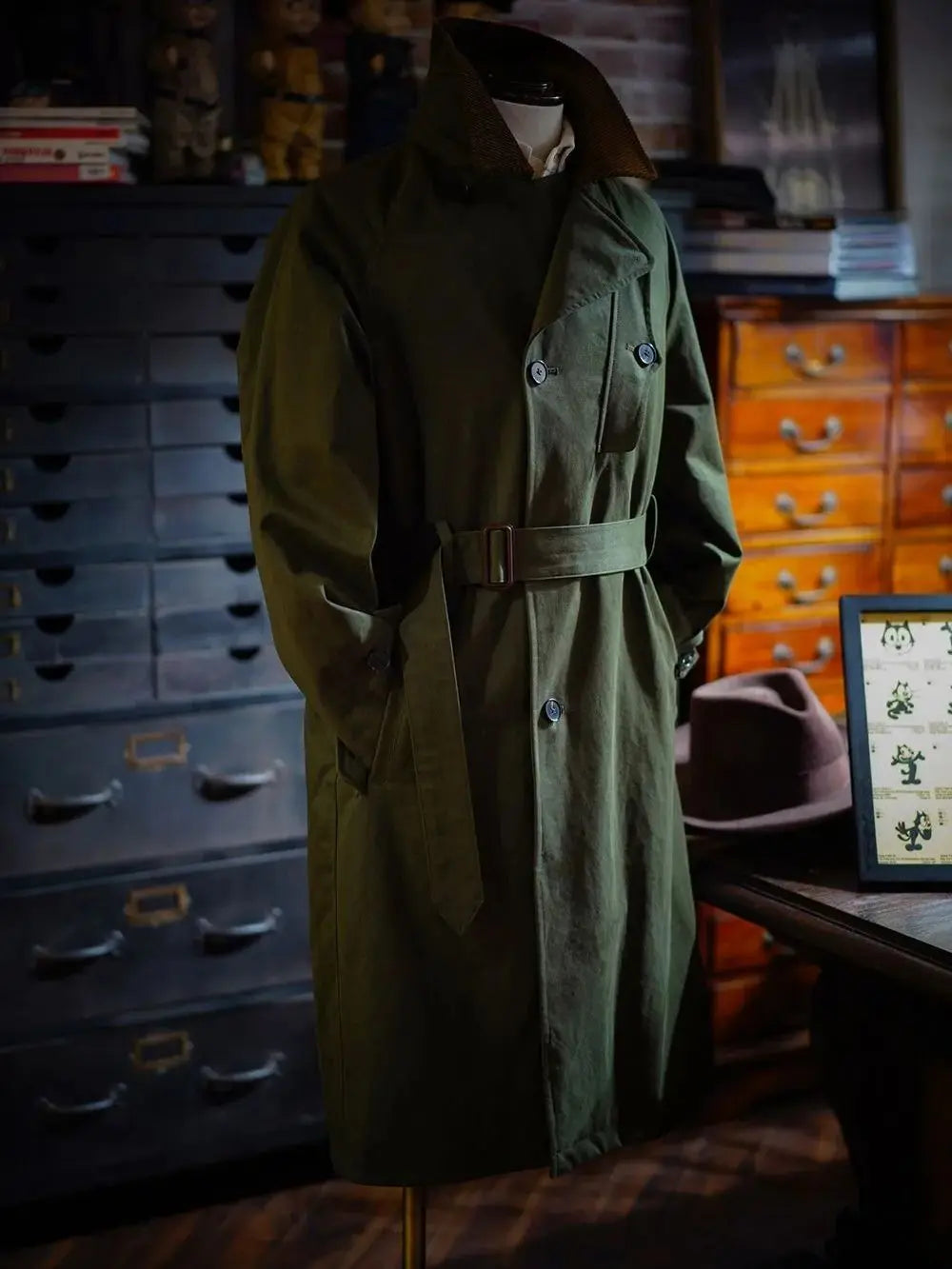 Herren Mantel im militärischen Stil mit Taschen für Herbst und Winter