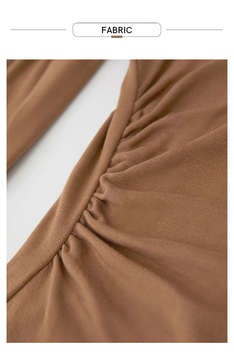 Damen T-Shirts im Minimalismus-Stil mit Patchwork für den Herbst 2024