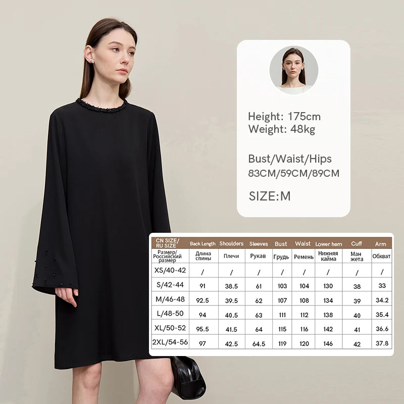 Elegantes Damen Midikleid Mit Glockenärmeln Und Perlenbesatz
