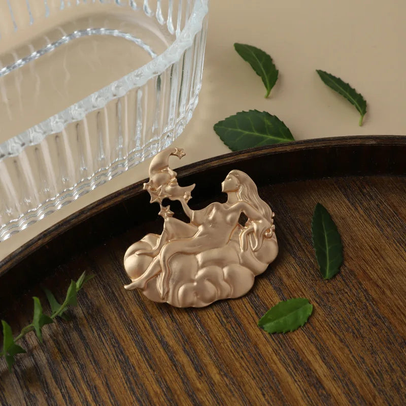 Brosche Fee Hase Perle Goldfarbig Barock Vintage Unisex Kleidung Pin