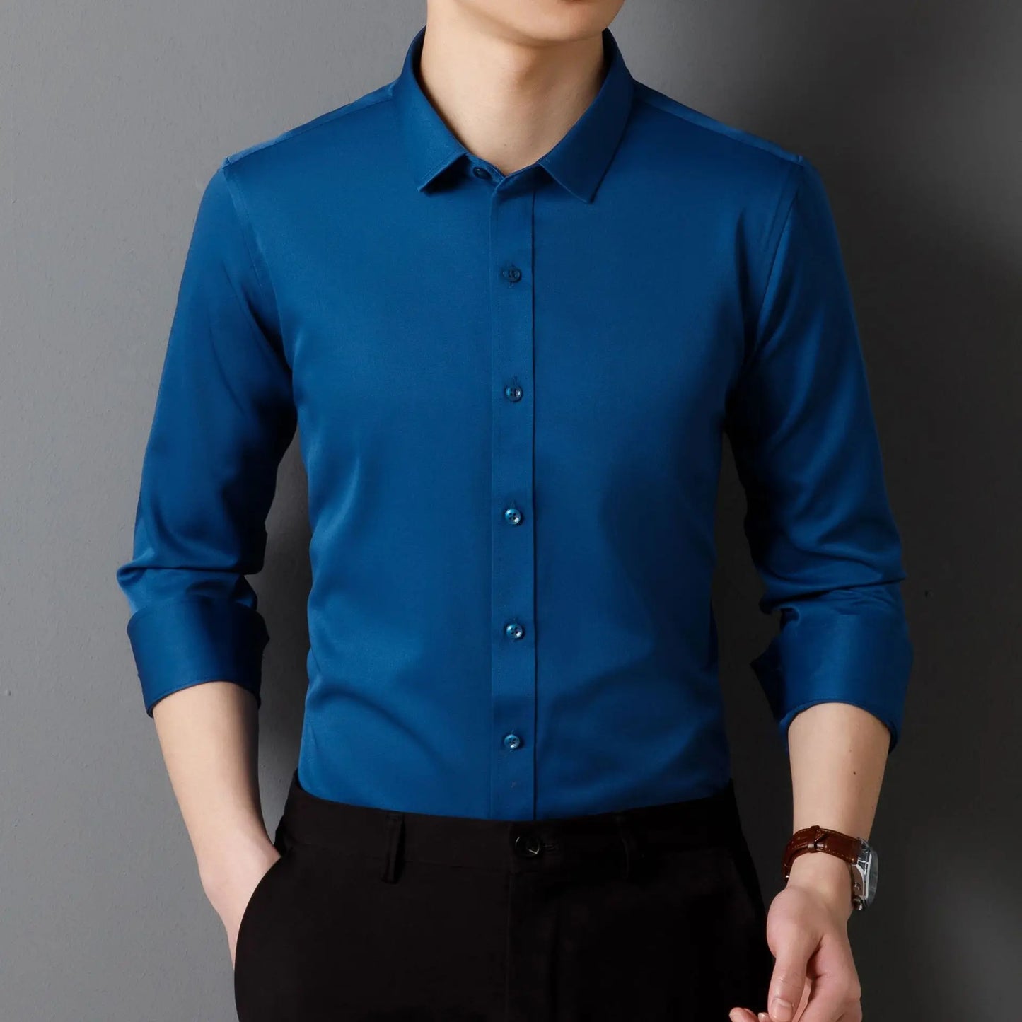 Modisches Herren-Langarmshirt mit Stehkragen und Print – lässiger Pullover für den Alltag