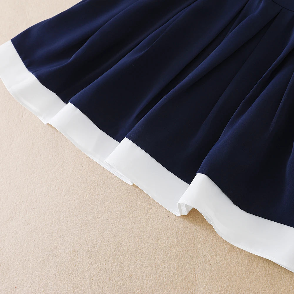 Marineblaues Mädchenkleid mit weißem Kragen und Schleife, kurzärmliges, plissiertes Kleid im Schulstil, Kinderkleidung für 5–12 Jahre