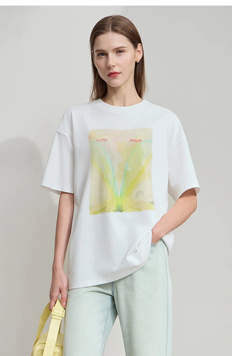 Damen T-Shirt im minimalistischen Stil mit Druck und Rundhals-Ausschnitt