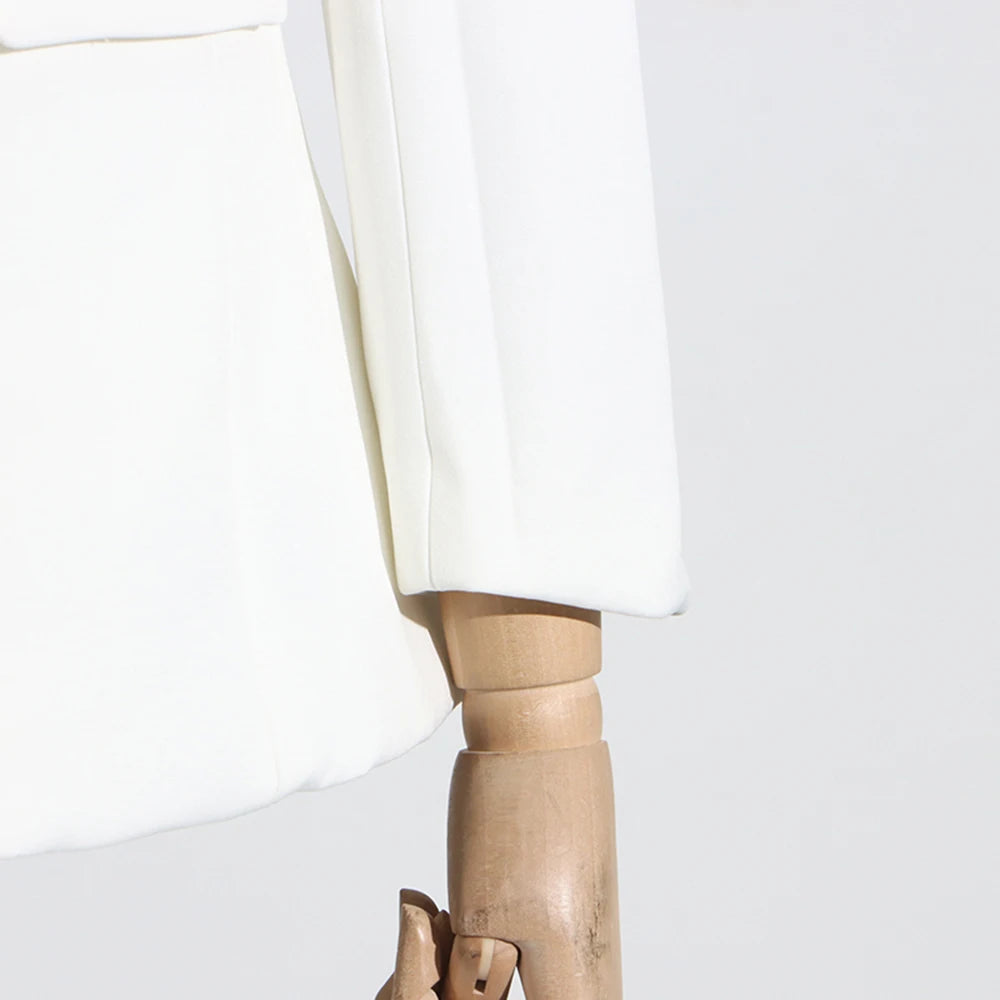 Elegantes Damen-Minikleid mit Perlenverzierung, Reverskragen und langen Ärmeln – Patchwork-Design mit Knopfleiste