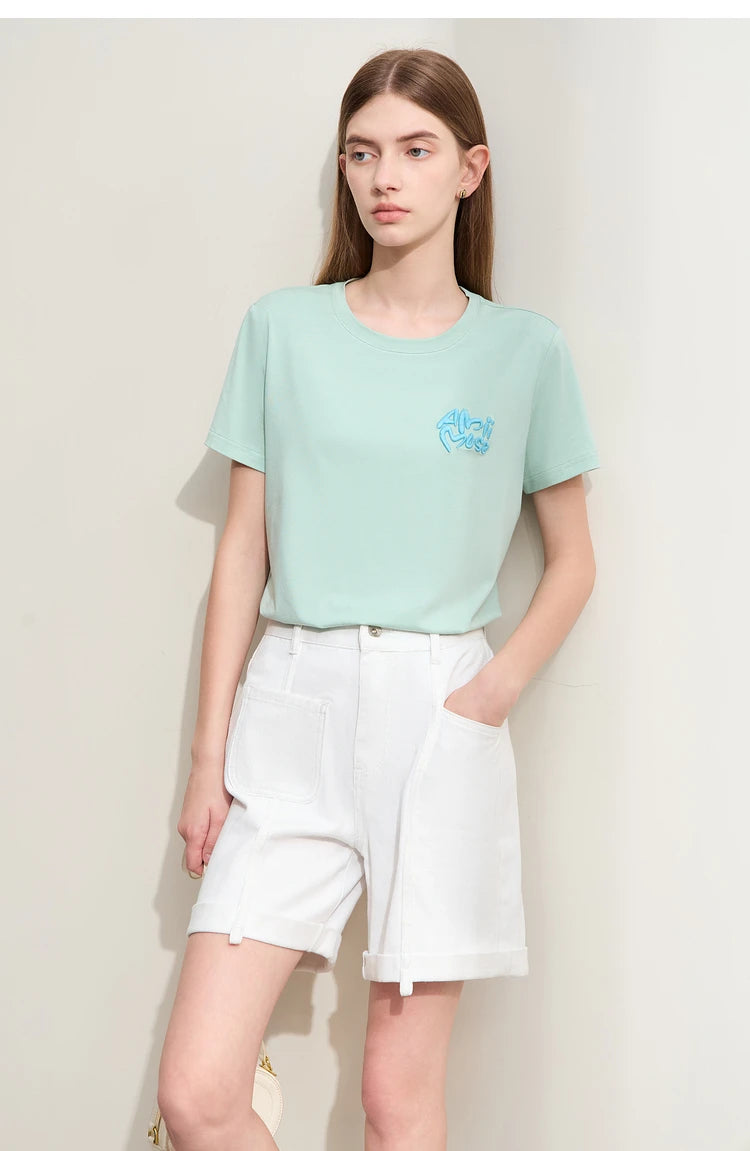 Damen T-Shirt im Minimalismus-Stil mit O-Ausschnitt und Stickerei