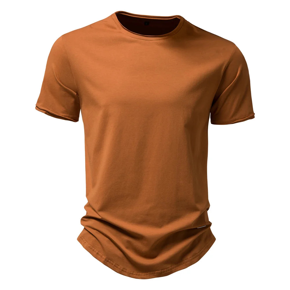 Herren-T-Shirt aus reiner Baumwolle, rostfarben, Vorderansicht mit Rundhalsausschnitt