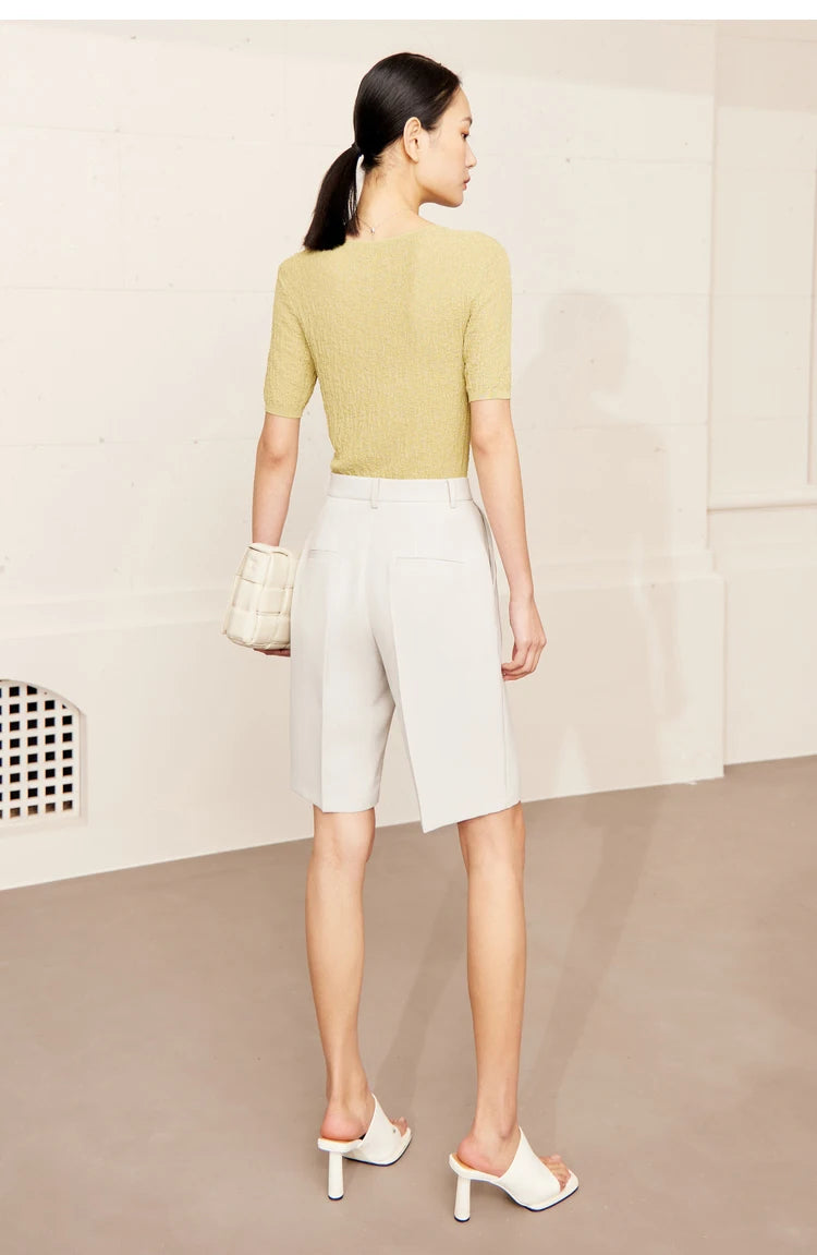 Damen Shorts im minimalistischen Stil mit hoher Taille für das Büro