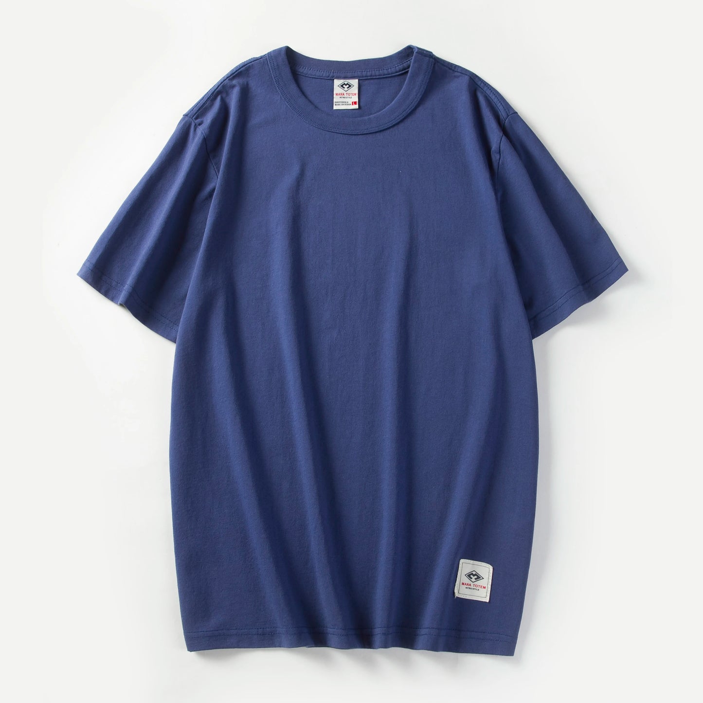 Männer T-Shirt aus einfarbigem Stoff mit kurzen Ärmeln und Casual-Stil