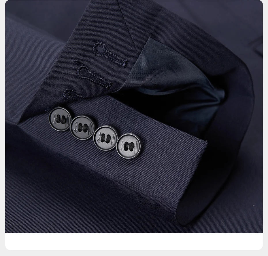 Hochwertiger Herrenanzug aus 30% Merinowolle in Tiefblau – Eleganz für Hochzeit und Business